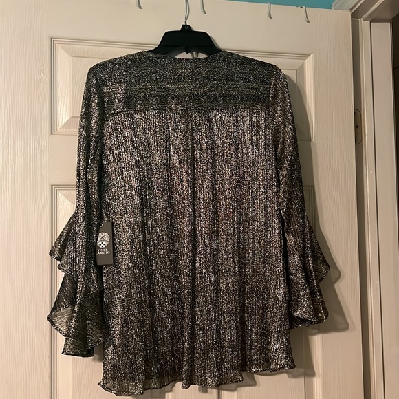 Vince Camuto Shimmer Foil Double Layer Hem Blouse. NWT. Size M. Rich Black. New! - Picture 2 of 8